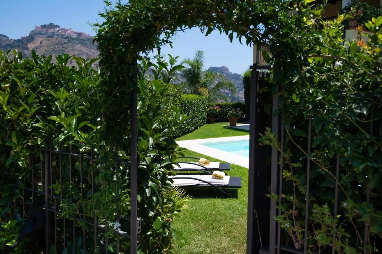 Villa Almond Taormina 0*,  Italy